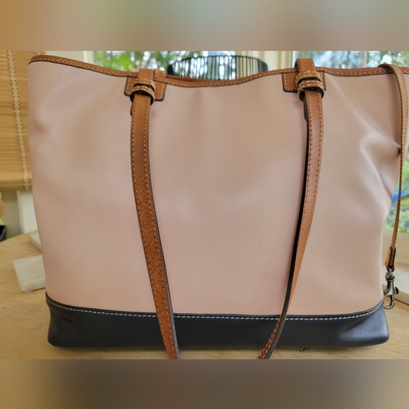 Dooney & Bourke Smooth Leather Pink Blush & Midnight Blue Tote Bag EUC - Picture 3 of 17